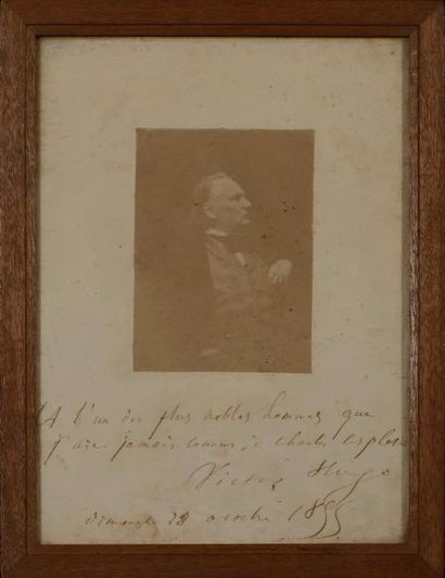 null Victor Hugo

Portrait de Victor Hugo à sa fenêtre, portrait pris pendant son...