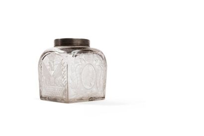  Boîte à thé ou à épices de forme carrée en verre transparent soufflé, taillé et...