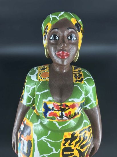 BAOULÉ, Côte d Ivoire BAOULE, Côte d Ivoire 
						Grande statue colon d'une femme...