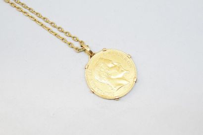 null 1 pièce en or de 100 Francs Napoléon III, BB, 1866 montée or (18K) avec sa chaine...