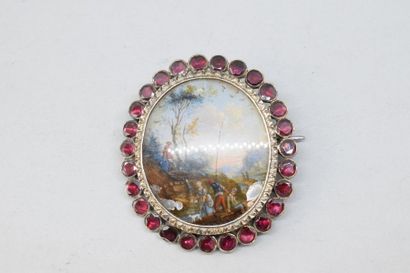 null Broche ovale en argent ornée d'une miniature représentant une scène de pêche...