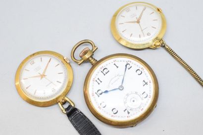 null Ensemble de deux montres pendentif en métal doré, index bâtons, mouvement 17...