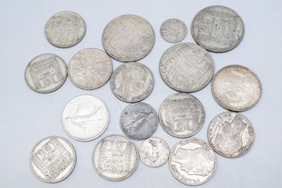 null Ensemble de pièces françaises en argent dont Turin. 

Poids : 187.80 g.