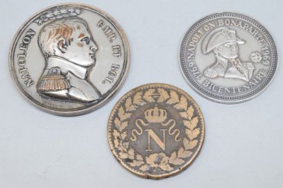 null Lot de pièces et médailles à l'effigie de l'Empereur Napoléon 