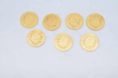 null Lot composé de 7 pièces en or de 10 francs Napoléon III tête nue 

- 3 x 1857...