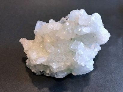null Six petits minéraux : Fluorine Valzergues (8,5 cm), Azurite Chessy (5 cm), Pyrite...