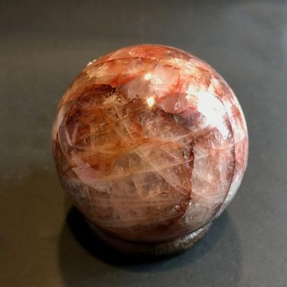 null Sphère polie (9 cm) en Quartz hématoïde