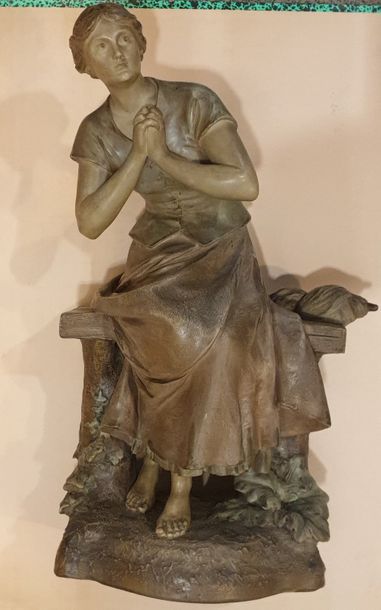 null MADRASSI Lucas (1848-1919)
Jeune femme implorante
Céramique à patine grise et...