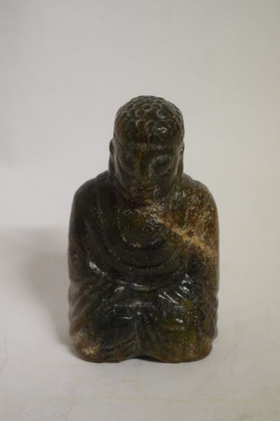 Groupe en pierre dure représentant Bouddha
Chine,...