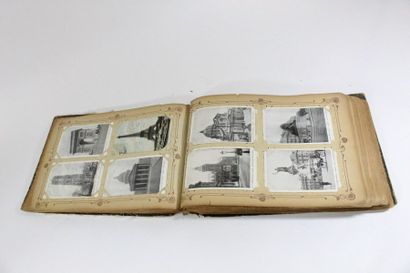 null Album de 590 cartes postales monuments et inondations de Paris. 