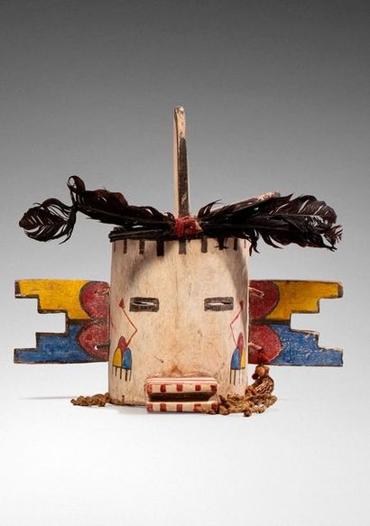 null Masque casque Hopi, Arizona, USA 

En bois, décor de pluie, deux oreilles en...