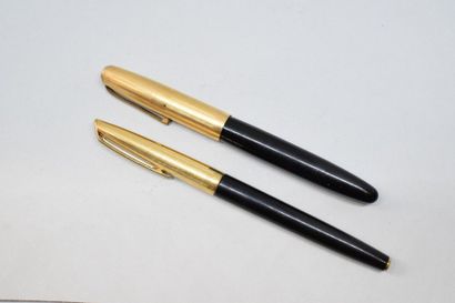 null Waterman, stylo plume à cartouche, plume en or 18k (750). Etat d'usage. 

On...
