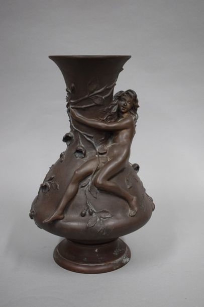 RUFFIER Noël (1847-1921)

Vase balustre sur...