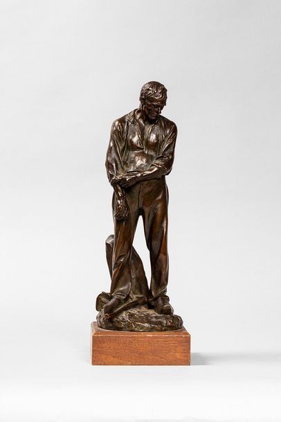 DALOU Aimé Jules DALOU Aimé Jules, 1838-1902

Paysan retroussant ses manches

bronze...