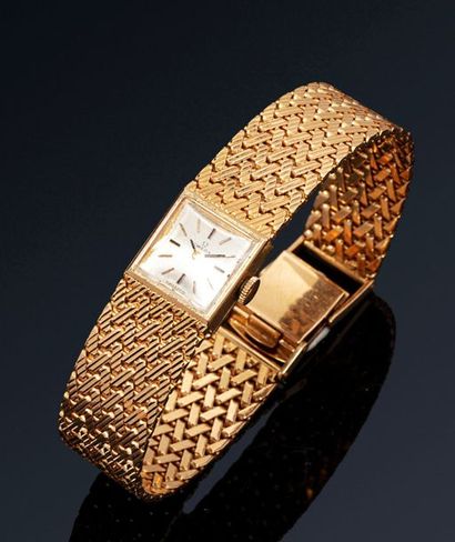 OMEGA OMEGA

Montre bracelet de dame en or 18K (750). Boîtier fond fermeture à pression....