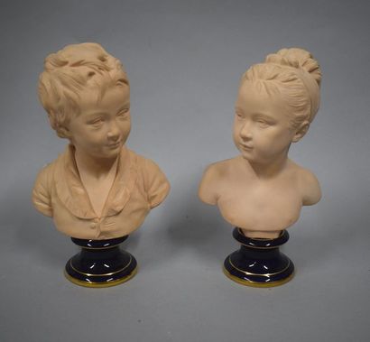 null SEVRES - HOUDON (d'ap.) (1741-1828)

Deux bustes en biscuit représentant Louise...
