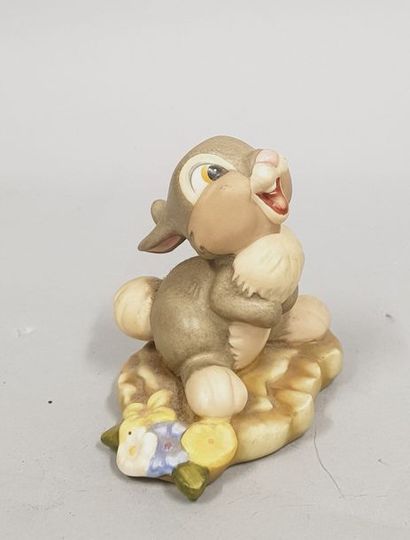 null Pan-Pan
Figurine en faïence
Sous la base CLASSICS Walt Disney Collection Bambi...