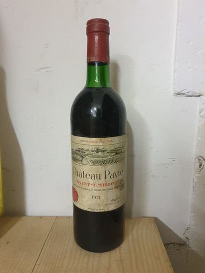 null 1	 bouteille 	CH. 	PAVIE, 1° Grand Cru 	St-Emilion 	1974	 (tachée, TLB) 	

...