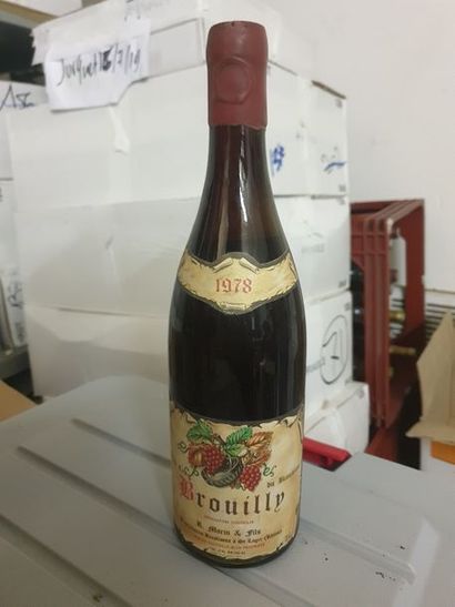 null Ensemble de 5 bouteilles :1 bouteille BROUILLY Morin & Fils 1978 (B) ;1 bouteille...