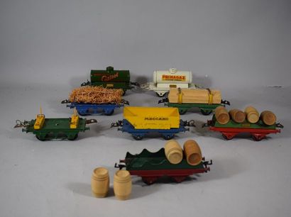 null HORNBY " O " : 8 freight wagons including tank - barrel carrier - stakes and...