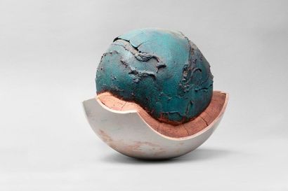 TULLIO Anita TULLIO Anita, 1935-2014

Blue Sphere

terracotta sculpture with blue...