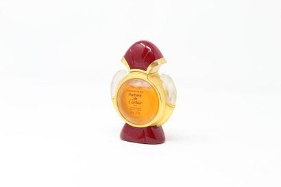 null CARTIER «Panthère»

Flacon modèle joaillier 

Parfum de Toilette d’Origine 50mL....