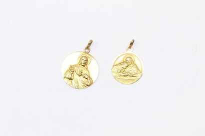 null Ensemble de deux médailles religieuses en or jaune 18k (750), l'une figurant...