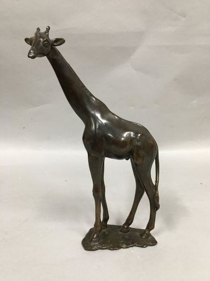 ECOLE MODERNE 
Girafe 
Bronze à patine brune...