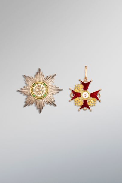 null CLASSES OF THE ORDER OF SAINT STANISLAS in civil capacity 

in gold and enamel...