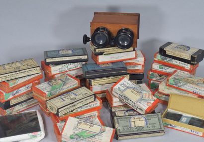 null IMPORTANT SET OF VIEWS AND STEREOSCOPIC EQUIPMENT. 

Viewer in mahogany with...