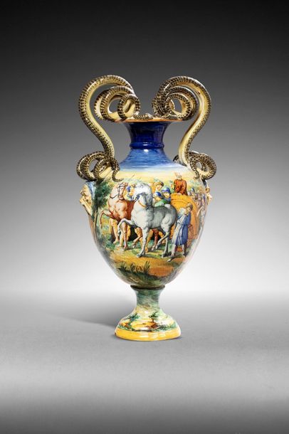 null ITALIE - SIGNE PESARO - XIXÈME SIECLE 

Grand vase sur piédouche à anses formées...