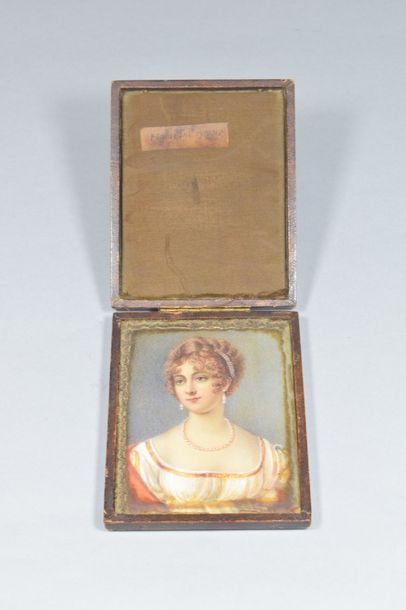 null FRENCH SCHOOL OF THE 19TH CENTURY 

Portrait of a young princess with pearl...