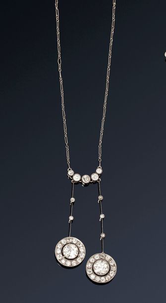 Neglected necklace in 18K (750) white gold,...