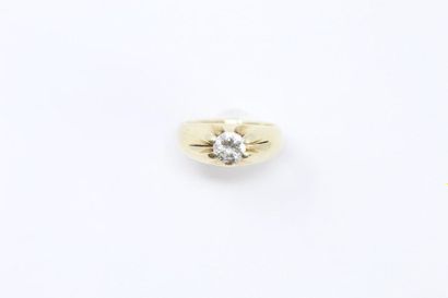 null 14k (585) yellow gold signet ring with a round brilliant cut diamond Diamond...