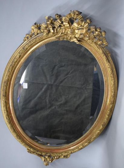null Miroir bois doré de style Louis XVI