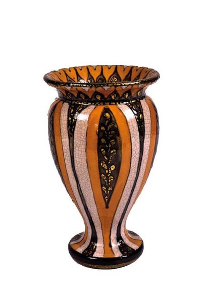 null Andre METTHEY (1871-1920)

Vase in gres with ovoid body, curved ovoid body and...