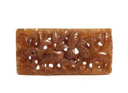 null CHINA - 19th century

Rectangular shaped plate of brown nephrite, two deer among...