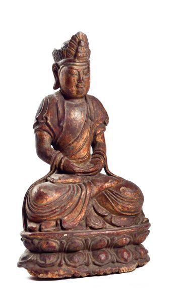 null CHINE - XIXe siècle

Statuette de Guaynin en bois laqué or, assise en padmasana...