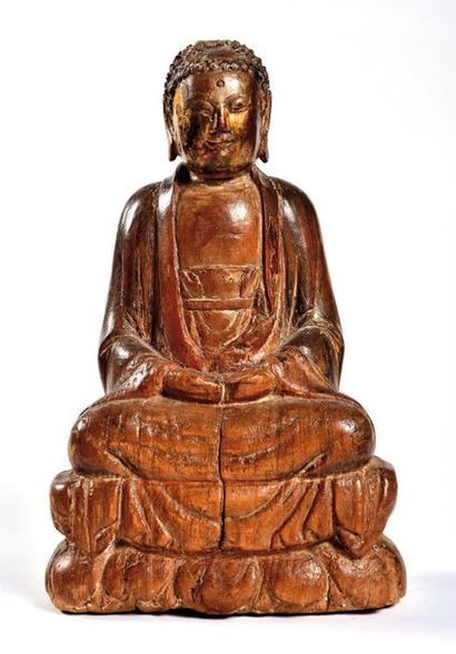 null CHINE - Epoque MING (1368 - 1644)

Statuette de bouddha en bois à traces de...