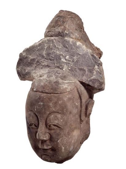 null CHINA - MING Era (1368 - 1644)

Head of a young woman in grey sandstone, eyes...