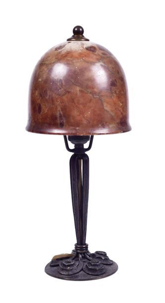 Edgar BRANDT (1880-1960)

Table lamp variant...
