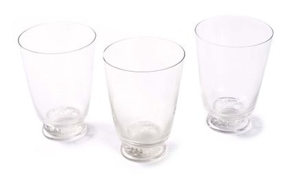 null LALIC CRYSTAL

Lot of three water glasses Saint-Hubert. Tests in

white crystal...