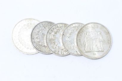 null Cinq pièces en argent de type Hercule : 50 francs (x2) et 10 francs (x3) 

Poids...
