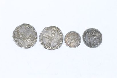 null Ensemble de pièces en argent :

Quadruple sol aux deux L - Louis XIV en argent,...