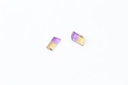 null Set of two ametrine on paper. 

Weight: approx. 18.40 cts. 