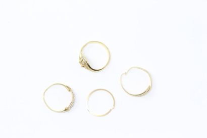 null 18k (750) yellow gold scrap. Four rings.

Gross weight: 5.70 g.