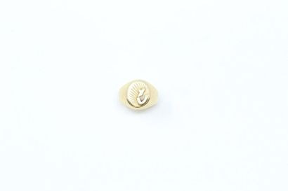 null Yellow gold 18k (750) signet ring monogrammed "YV".

Finger size: 52 - Weight:...