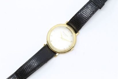 null JAEGER-LECOULTRE 

Men's wristwatch, 18k (750) yellow gold case, baton indexes,...