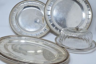 null Four silver dishes with beaded edges, two of them round, the other two oval.

It...