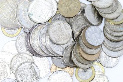 null Lot de pièces en argent comprenant 50 francs Hercule, 20 francs Turin, 10 francs...